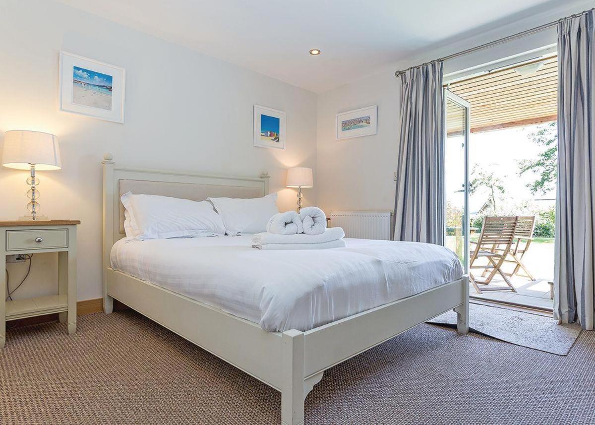 Swandown Lodges Chard Buitenkant foto