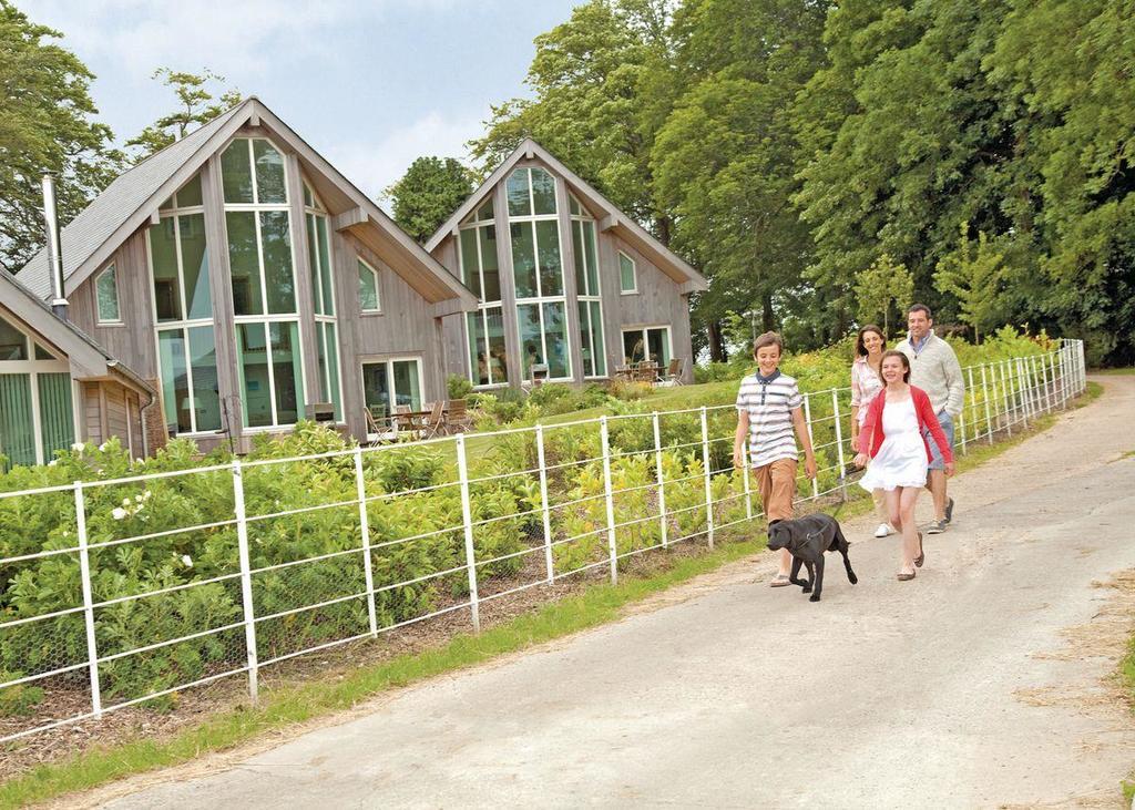 Swandown Lodges Chard Buitenkant foto