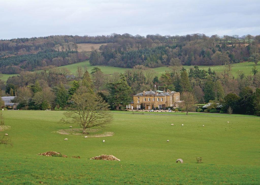 Swandown Lodges Chard Buitenkant foto